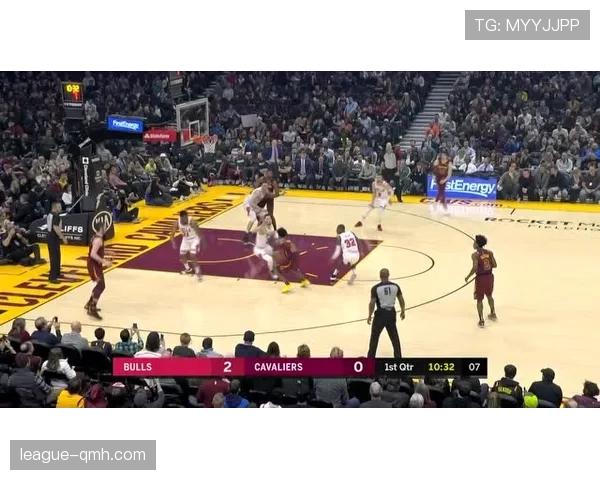 详解篮球防守位置规则中合法防守姿态与阻挡犯规的判定逻辑 详解篮球防守位置规则中合法防守姿态与阻挡犯规的判定逻辑